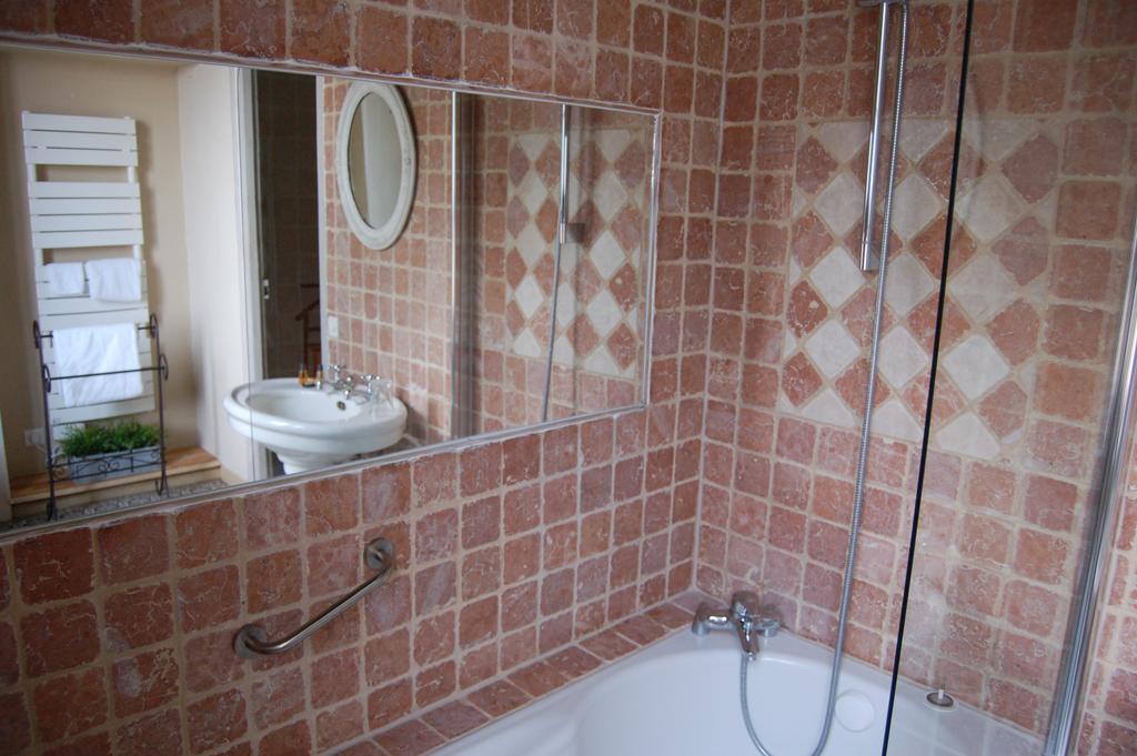 Bed and Breakfast Le Manoir Du Menillet Bornel Habitación foto
